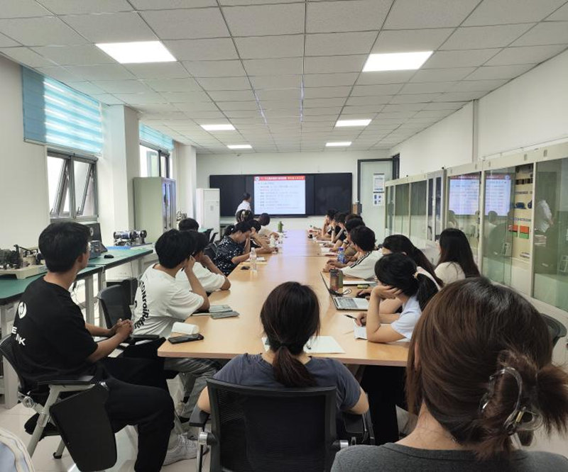智能工程学院举办关于“高层次科研项目设计、申报和实施实践”专题讲座
